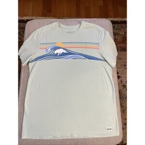 NEW Life is Good Mens Crusher Lite T Shirt Size M Beach Ocean Sunset Stripe Tee